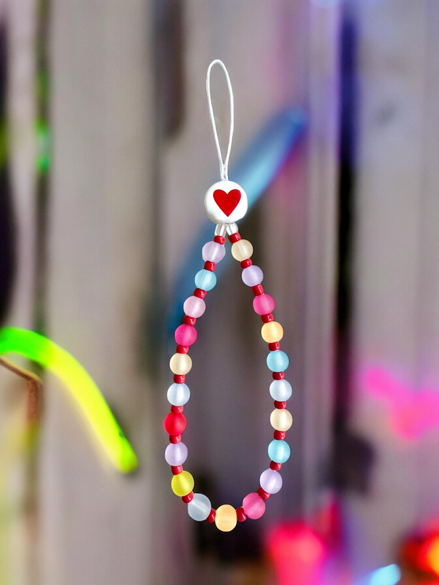 Y2K Heart Bubble Gum Inspired Phone Charm - Multicolor