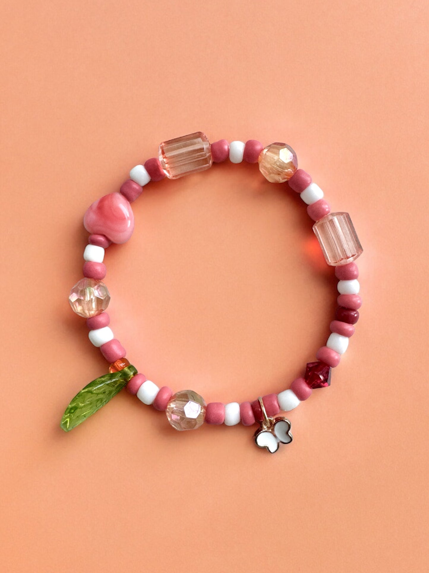 Peach Fuzz - Color of the Year 2024 Inspired Peach Glass Beads Bracelet