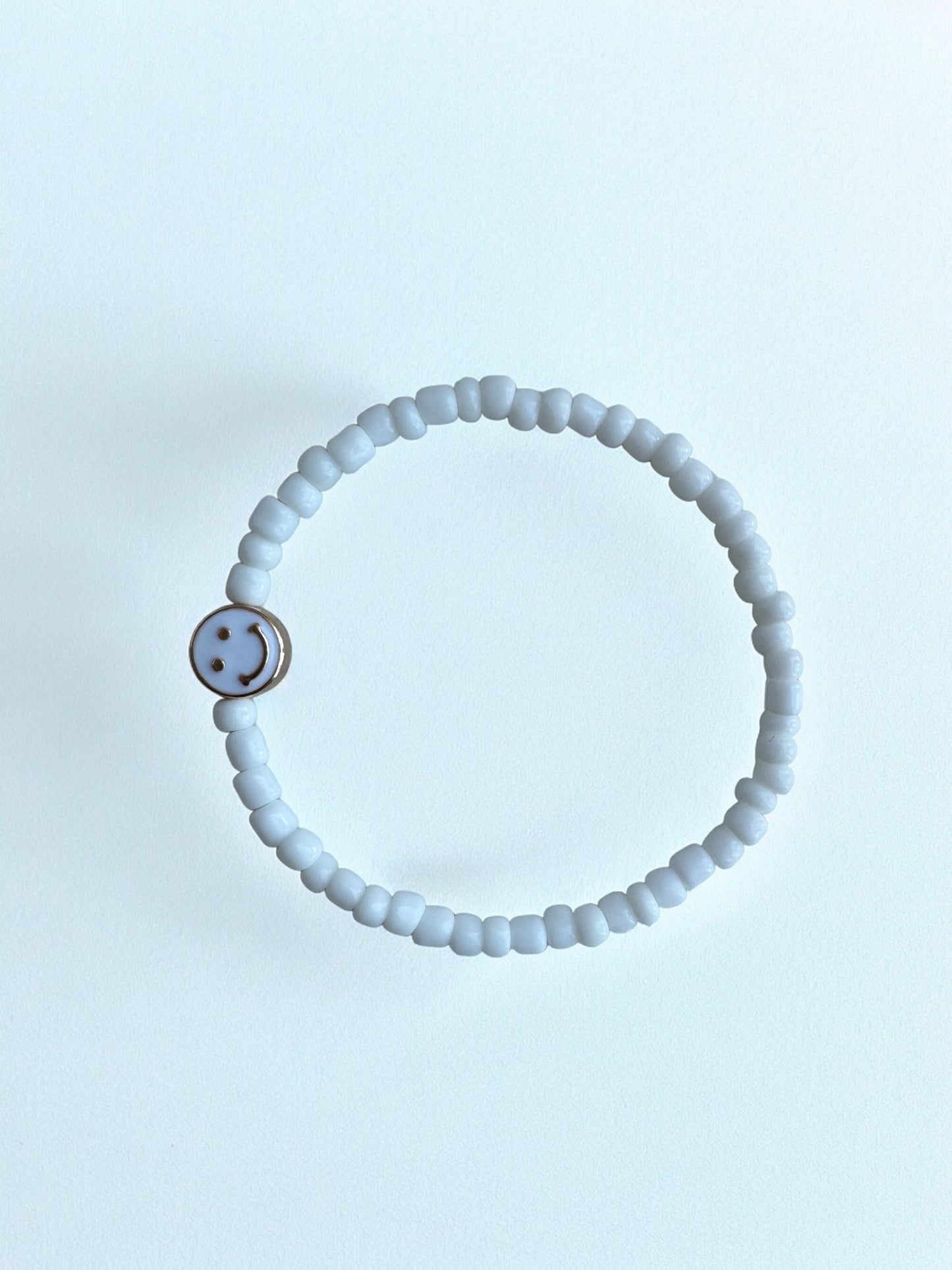 Series Smile Pure White Bracelet